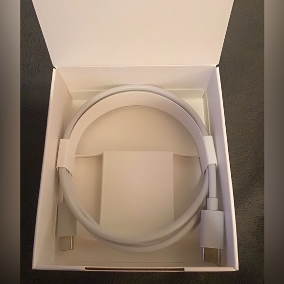 Genuine USB-C Charger Cable for Meta Quest 2 VR Headset New-Unused - Picture 2 of 3